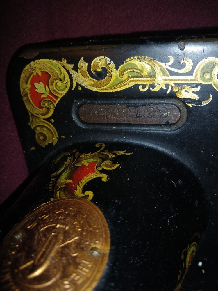 Singer 128 3/4 Size Machine