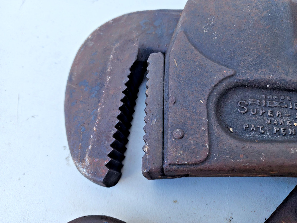 Ridgid SUPER SIX Heavy Duty Compound Leverage Wrench 48" long