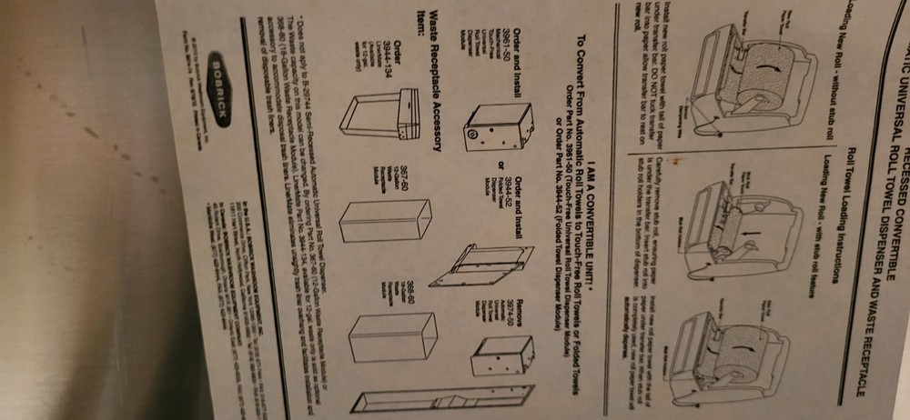 Bobrick B-2974 Automatic Surface Mount Paper Towel Dispenser Working & Has Key