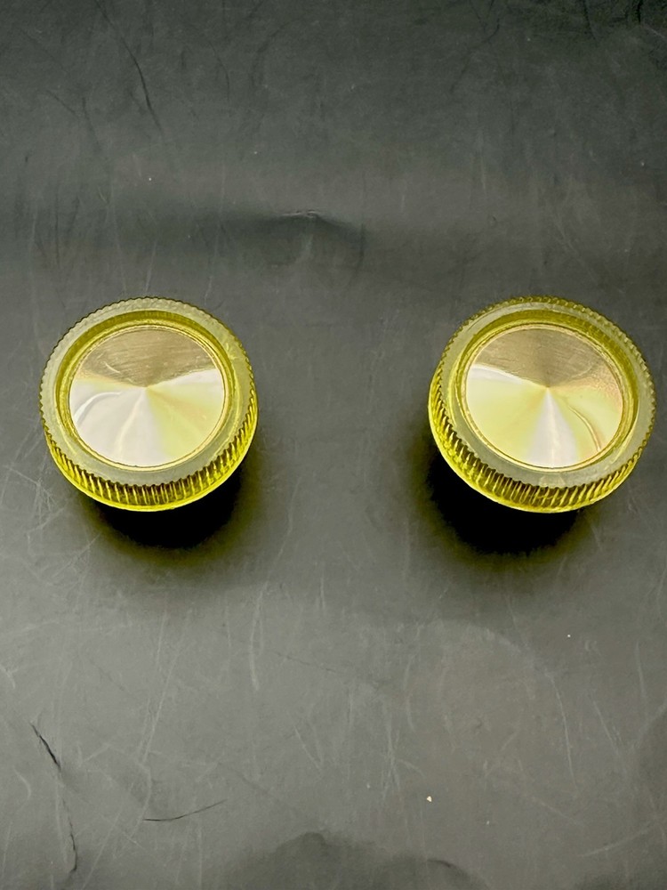 Vintage Bakelite Radio Knobs Pair. Beautiful!!!