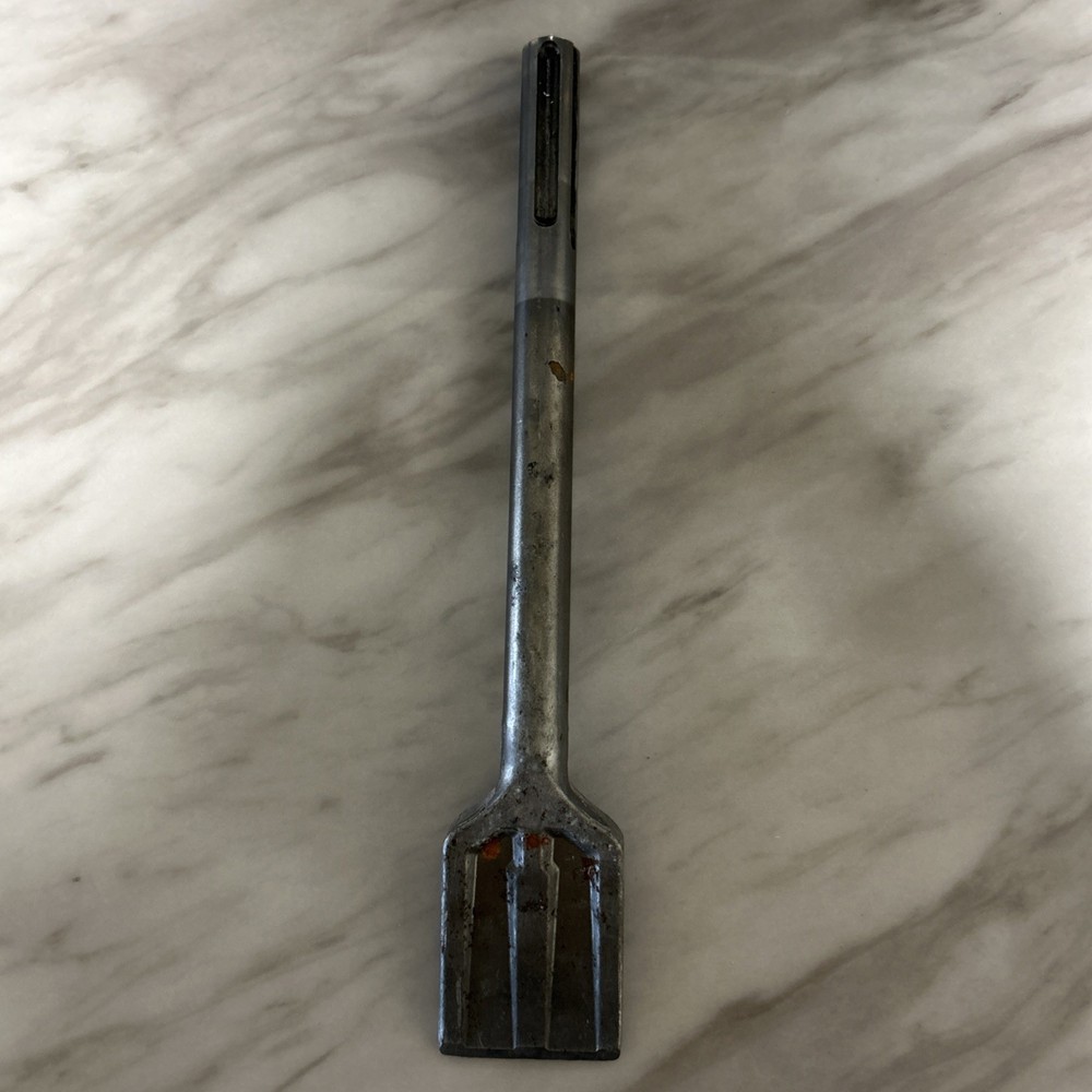 Milwaukee Scaling Chisel