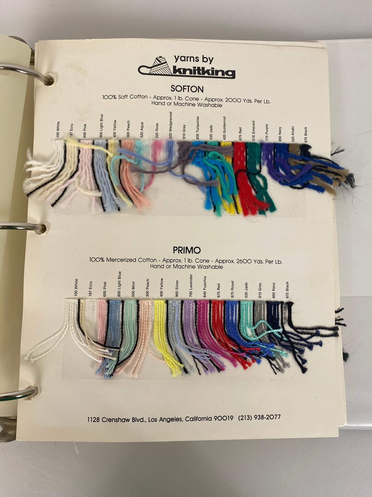 Yarns by Knitking Sample Binder