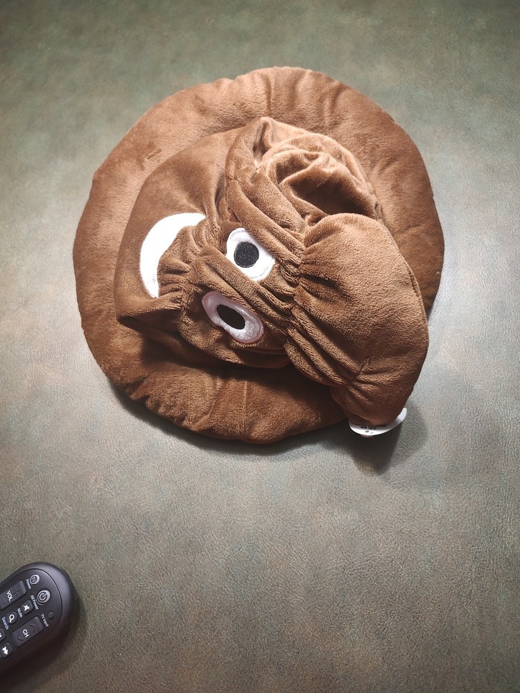 Emojeez Poop Hat