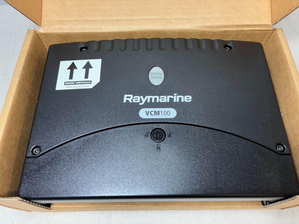 Raymarine VCM100 Voltage Converter E52091 For Digital Open Array Radar NEW!!