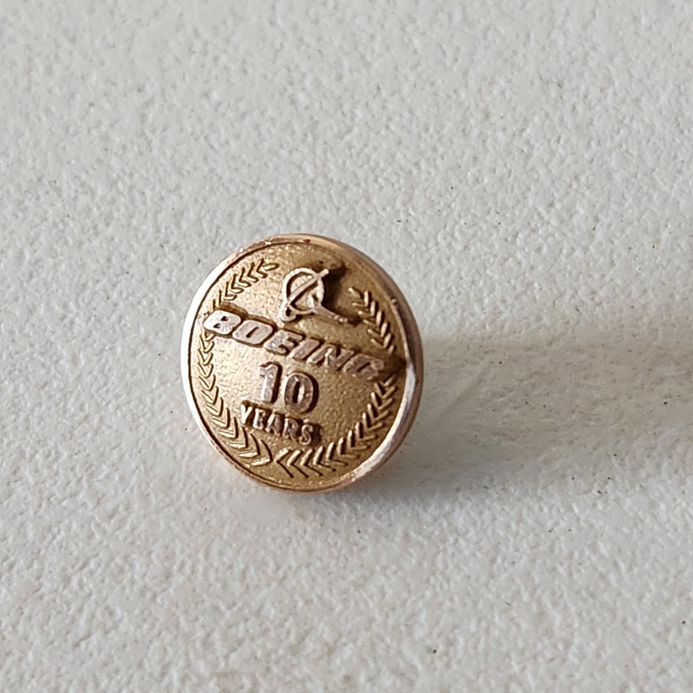 Boeing 10 Year Service Anniversary Lapel Pin