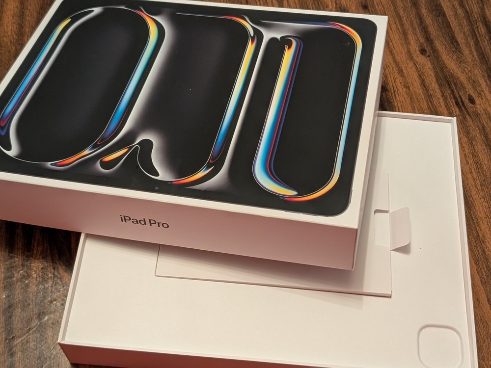 Apple iPad Pro 11 Inch Space Black EMPTY BOX ONLY