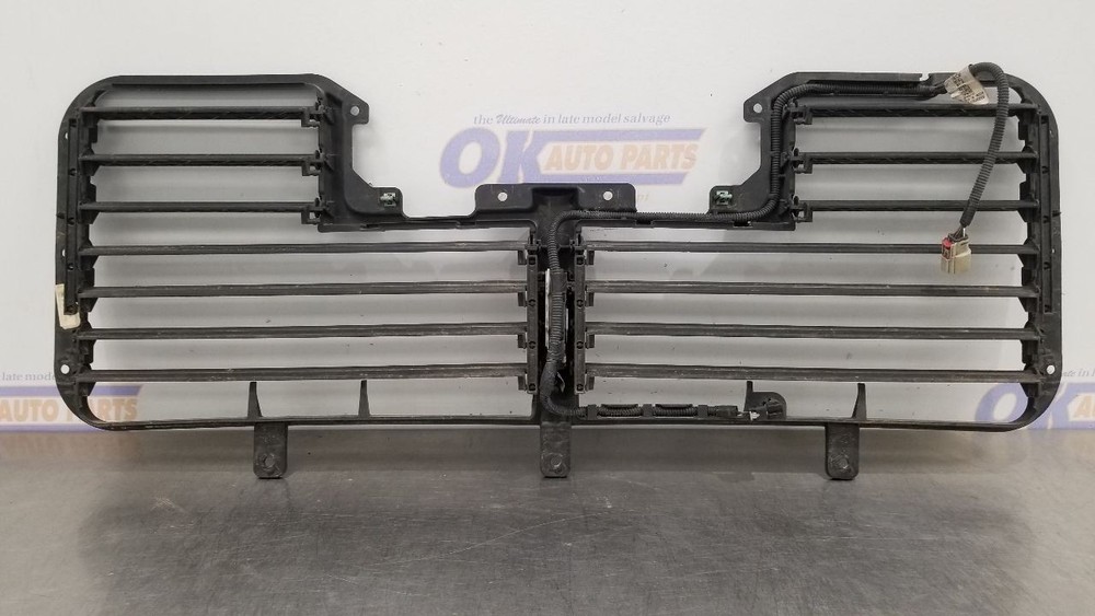 18 CHEVY SILVERADO 1500 5.3L AIR SHUTTER ASSEMBLY