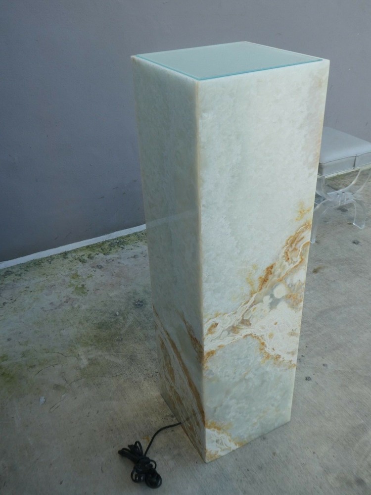 LARGE POST MODERN ONYX PEDESTAL WITH INTERIOR LIGHT