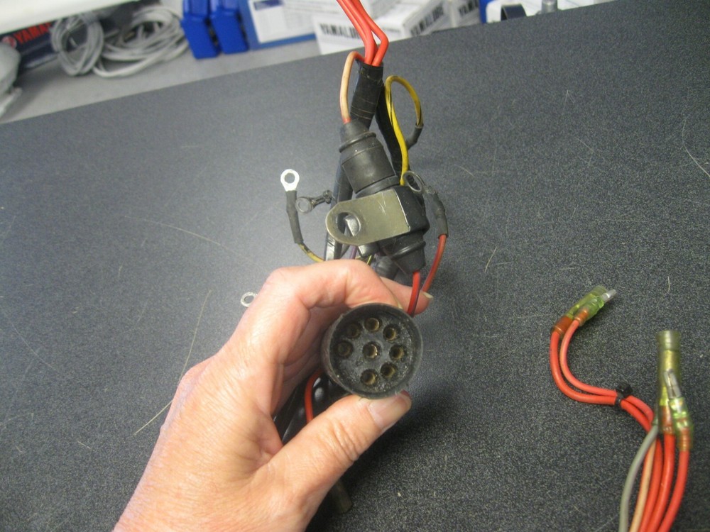 Mercury Outboard 826730A4 175HP Engine Harness BIN0320
