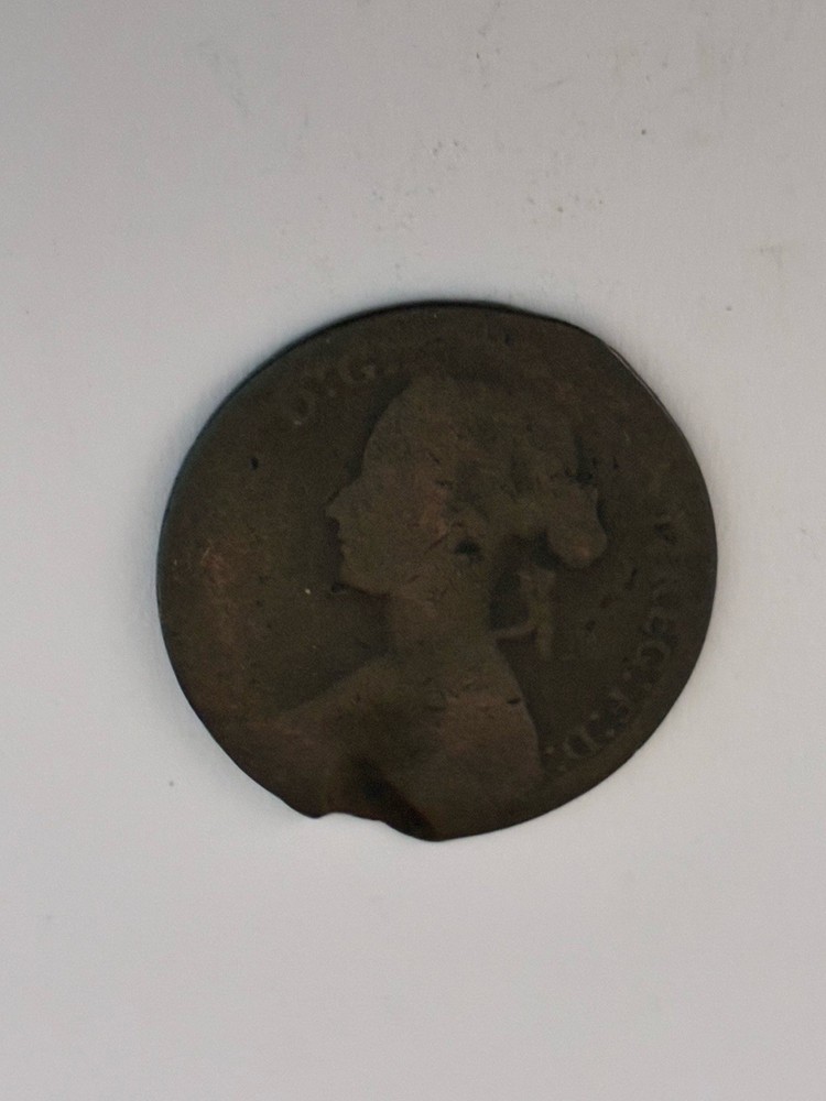 Queen Victoria half Penny ￼