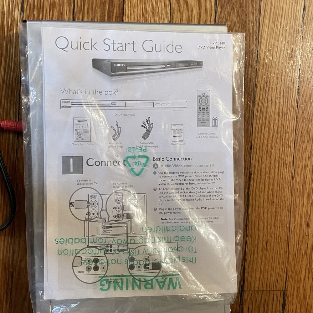 Philips DVP5140/37 Multiformat DVD Player with Remote, AV Cables, Tested