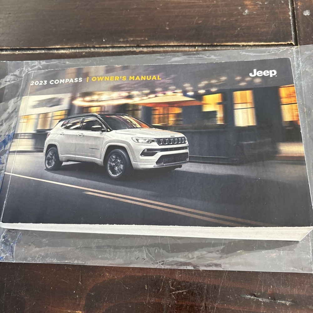 2023 Jeep Compass Owners Manual Excellent Condition