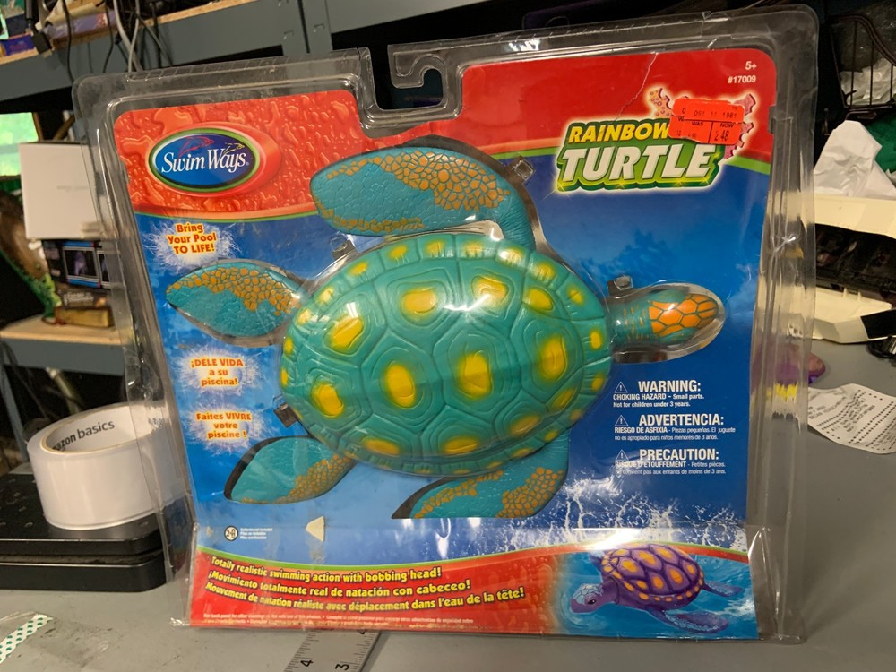 Swimways rainbow Reef Turtle w/ Packaging