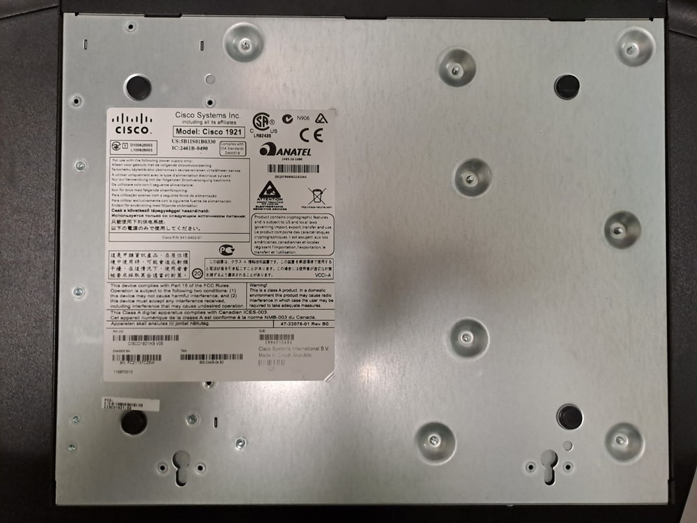Cisco 1900 Series - Model: Cisco 1921