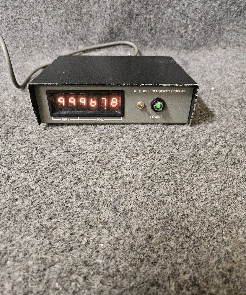 RFE 100 RF ENGINEERING FREQUENCY DISPLAY FOR DRAKE