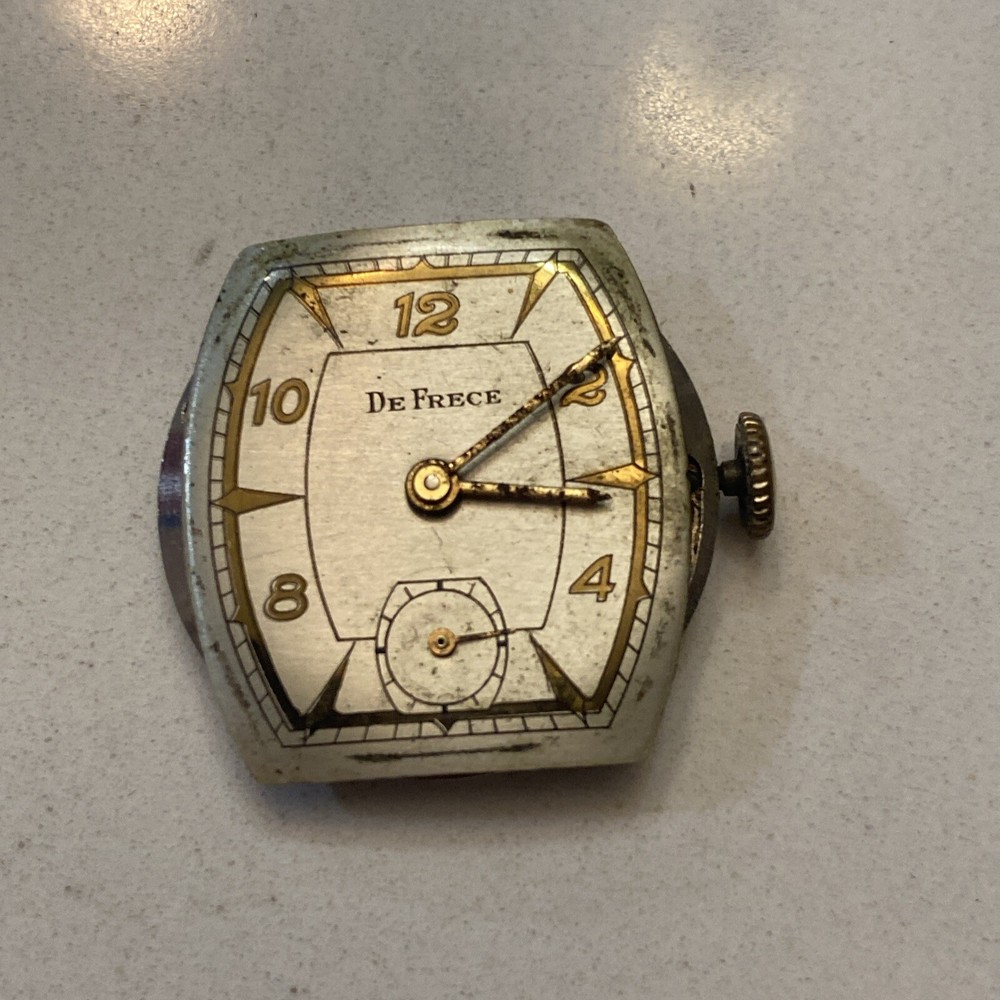 de frec 945 movement