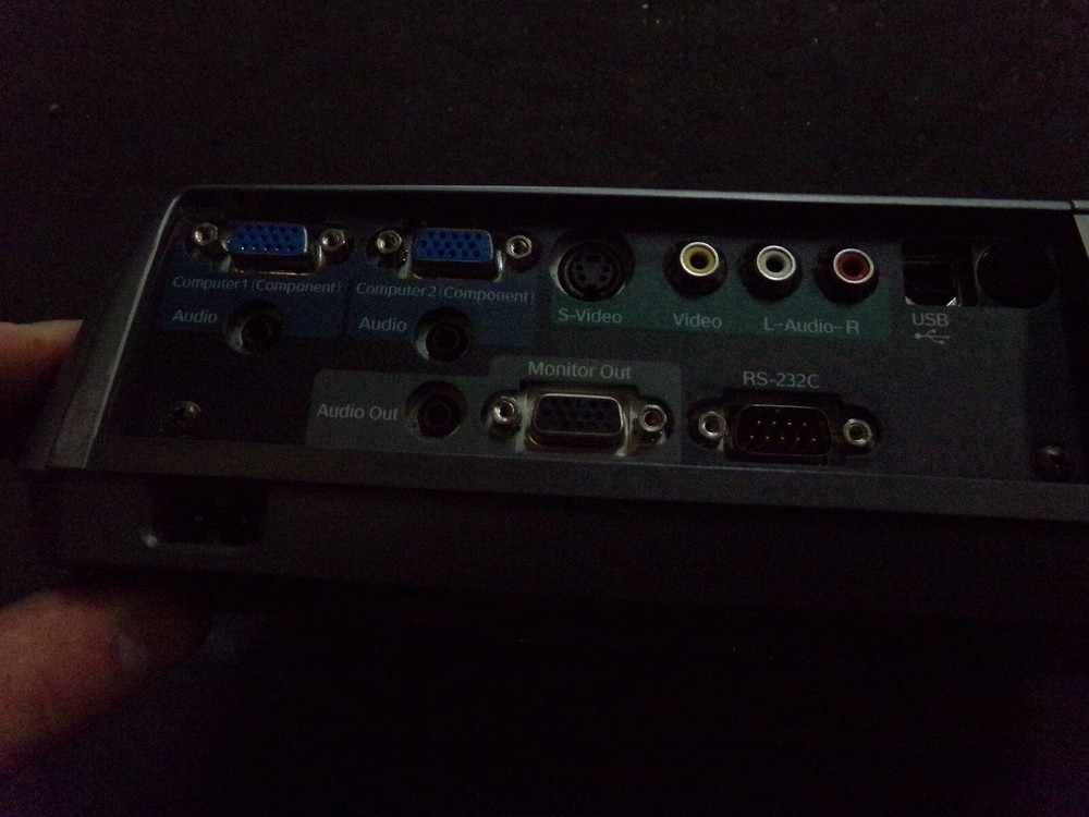 Epson EMP-82 Projector *FREE SHIPPING*