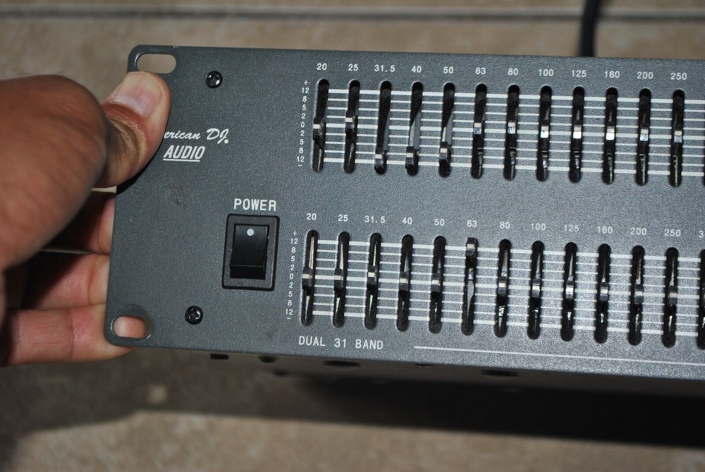 american dj xeg -312 graphic equlizer