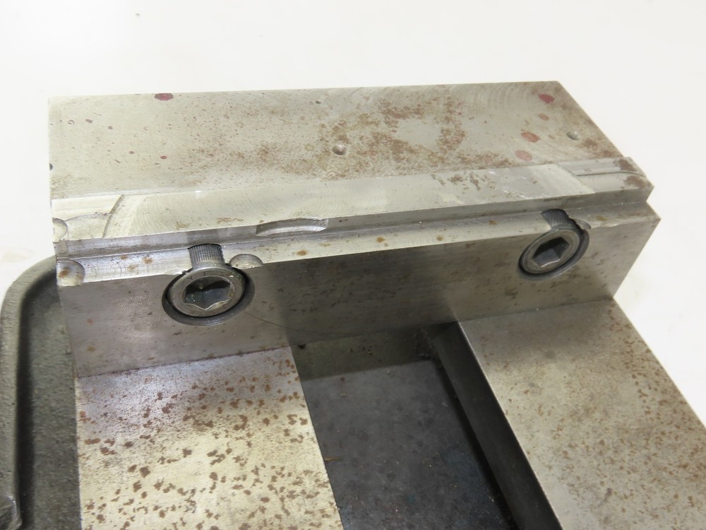 Kurt D80-1 Anglock Precision 8" Machinist Milling Machine Vise with Handle