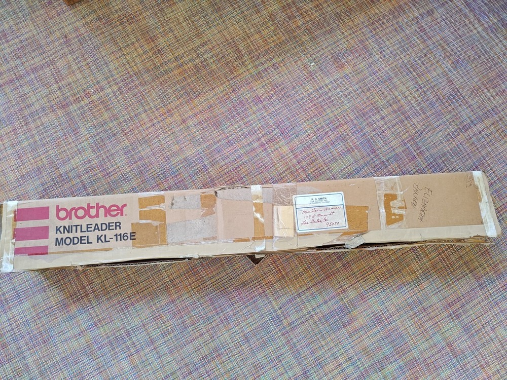 BROTHER KL-116E Knitleader Knitting Machine