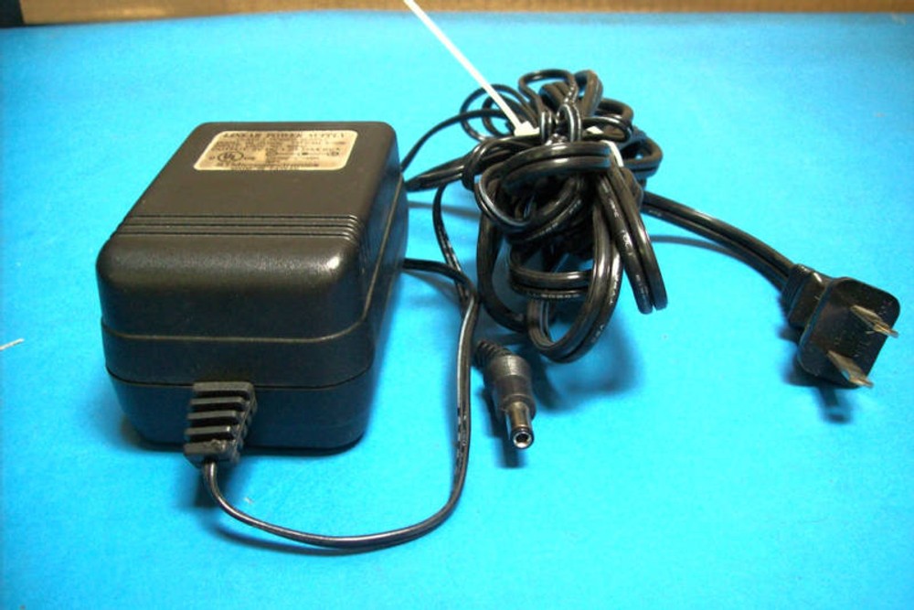 ST MICROELECTRONICS  WL-05120D LINEAR POWER SUPPLY