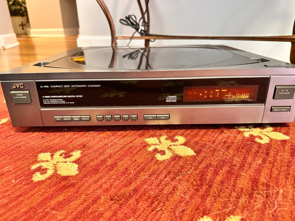 JVC XL-R86BK 5 CD Disc Player - Top Loading