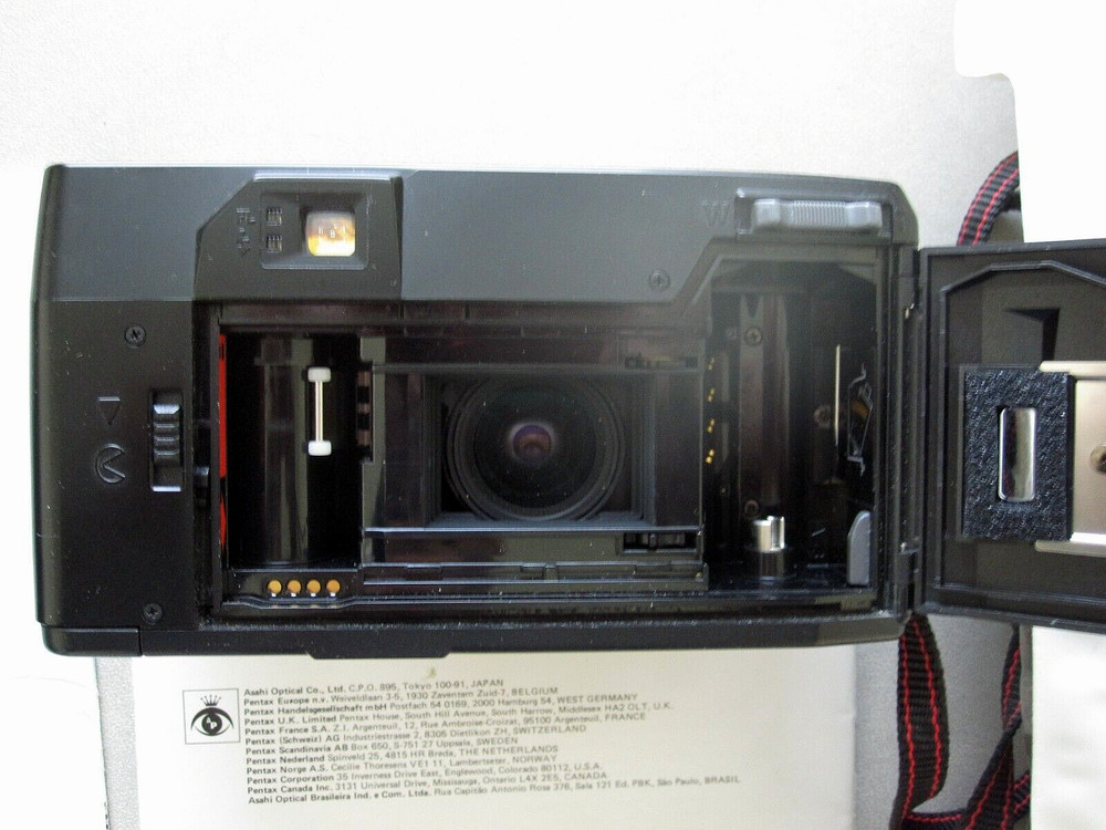Pentax IQZoom 35mm Camera