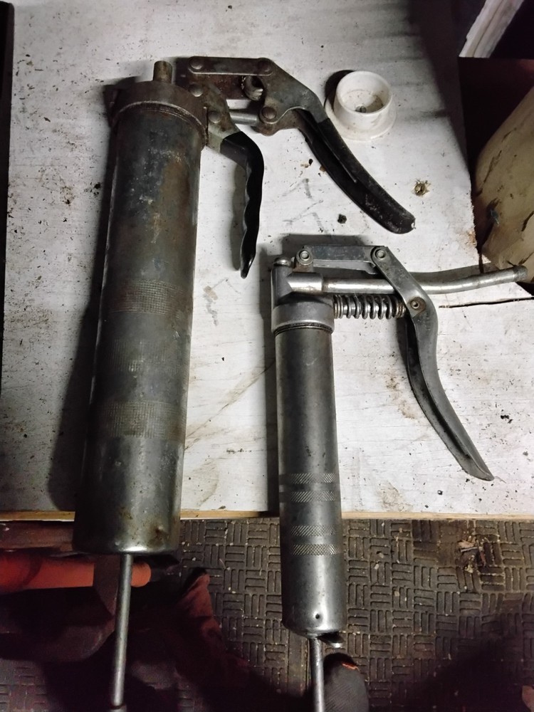 2 Grease Guns Unknown Manufacturer