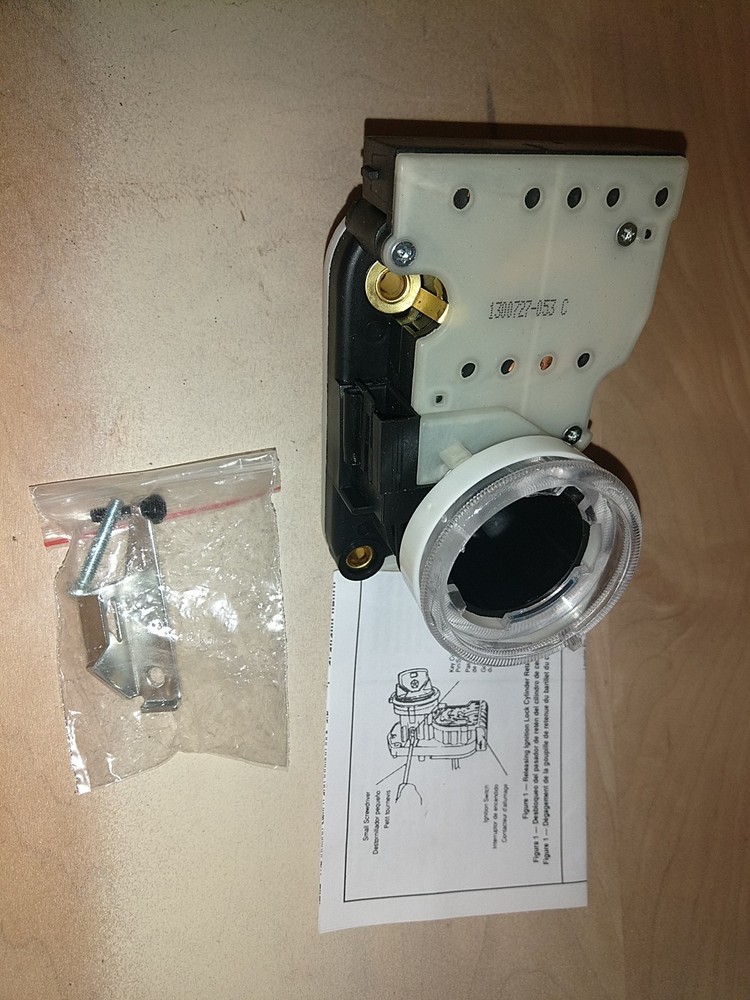 Standard US240 Ignition Ignition Switch P/N:US-240