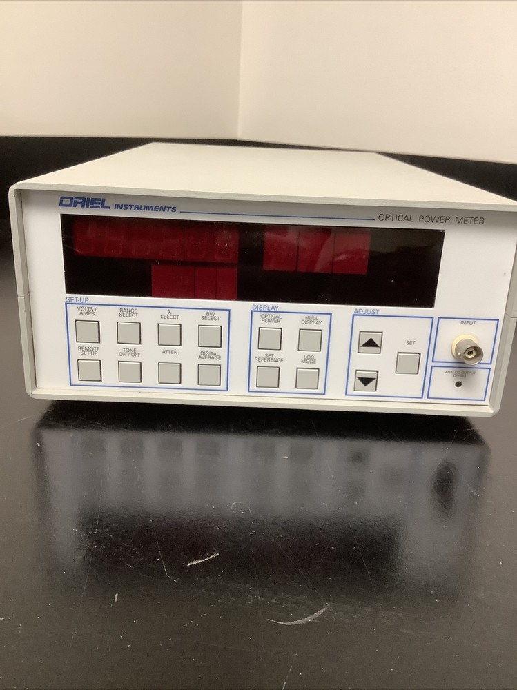 Oriel 70310 Optical Power Meter