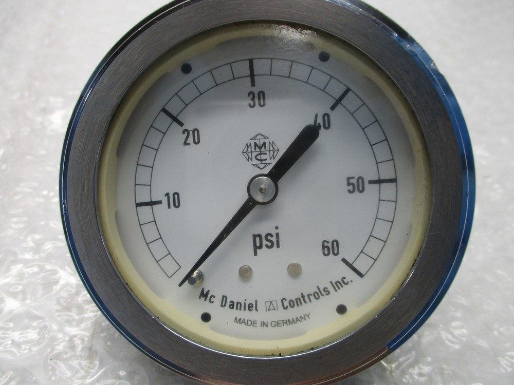 MCDANIEL CONTROLS 0-60PSI GAUGE NSNP