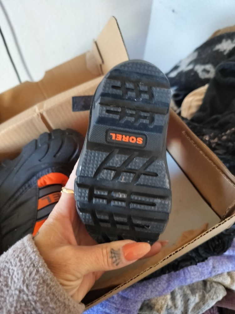 Sorel Boots Boys Size 5