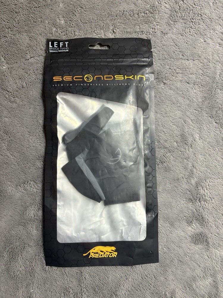 Predator Second Skin Billiard Glove Left Bridge Hand Small/Medium Black