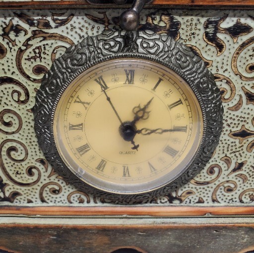 Decorative MARKET BAZAAR Storage Box Mantle Clock