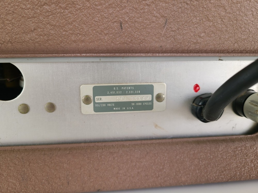 Hewlett Packard 650A Test Oscillator Unit, Powers Up, UNTESTED