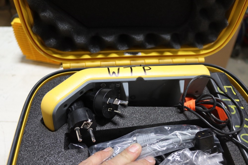 Trimble POWER CHARGE KIT 58390001