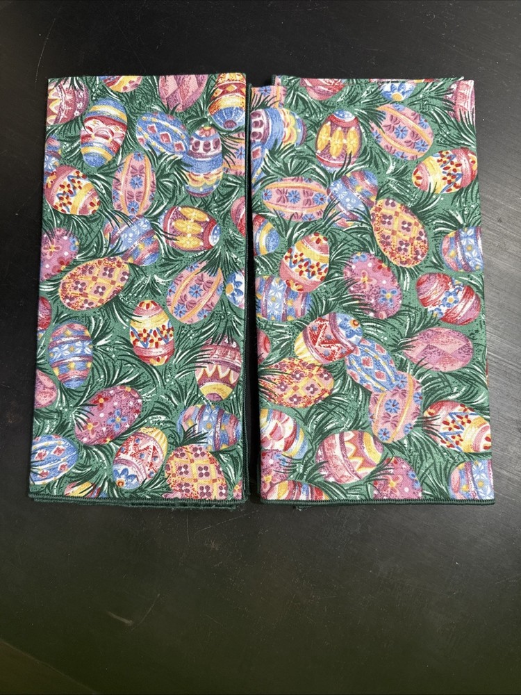 Longaberger set of 2 Fabric Napkins in Easter Egg pattern