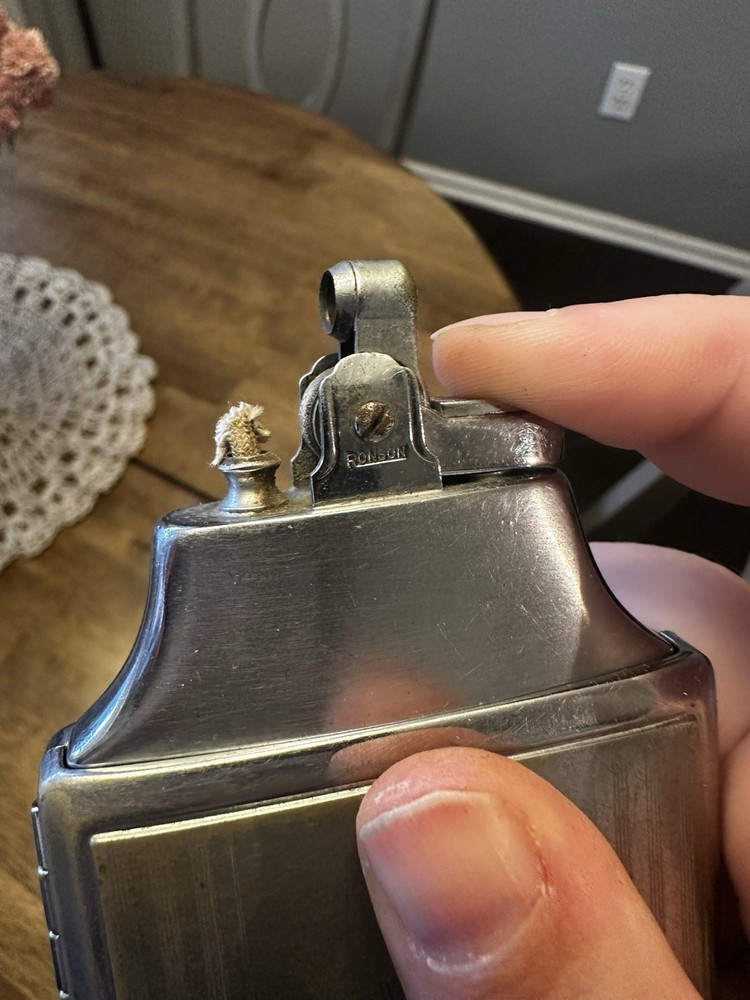 Vintage RONSON cigarette case lighter - Original packaging - Collectable unique