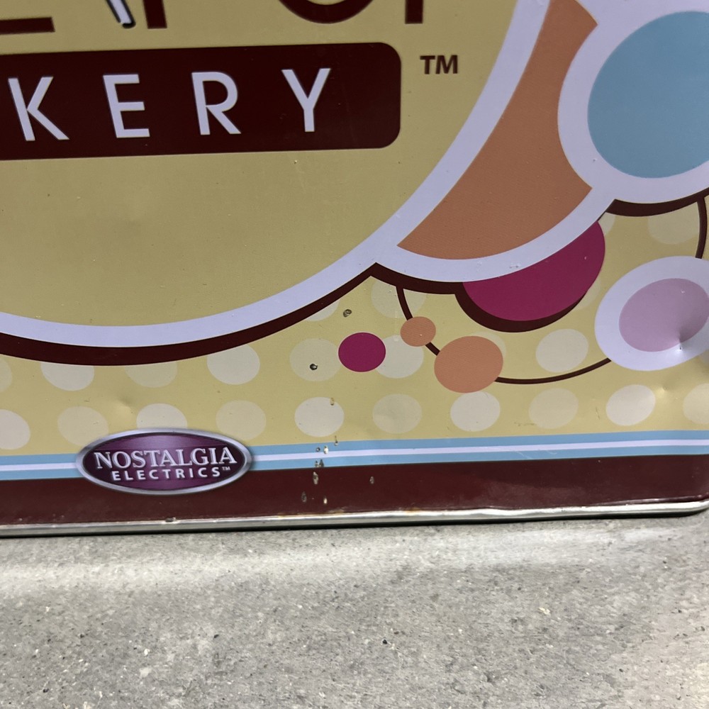 CAKE POP BAKERY By NOSTALGIA ELECTRICS Original EMPTY Tin Box (no machine)