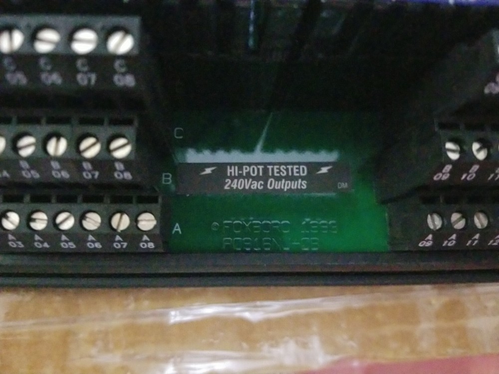 Foxboro P0916ng Fbm242 Switch External Output Module
