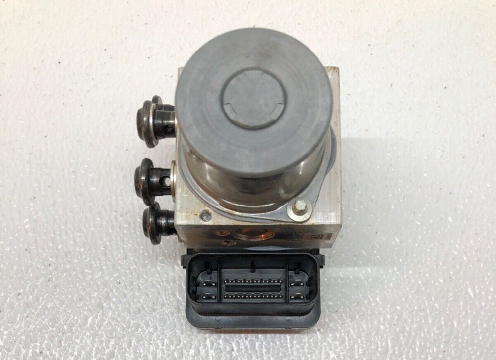 OEM 2017-2020 Yamaha YFZR6 ABS Hydraulic Pump Control Controller Box Unit Module