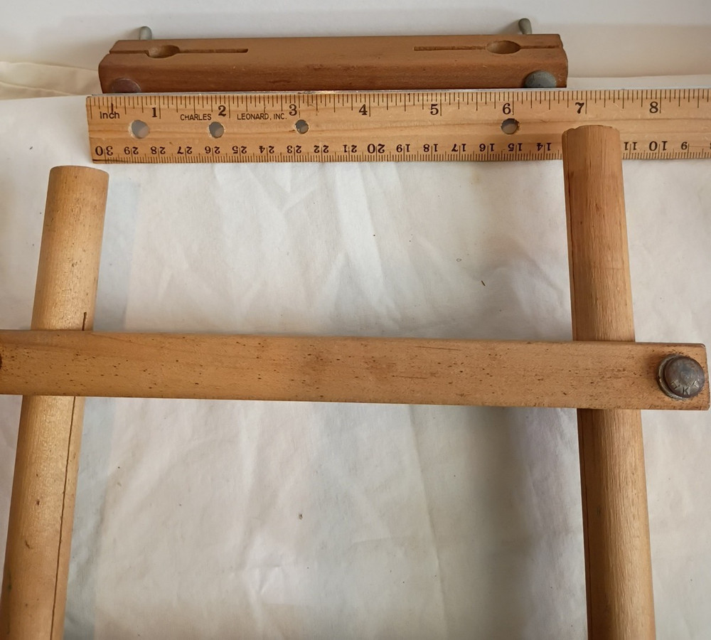 Wooden Vintage Adjustable Needlepoint Embroidery SCROLL FRAME holder