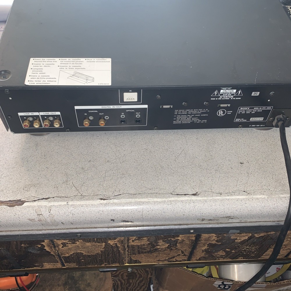 DTC-59ES Digital Audio Tape Deck Dat