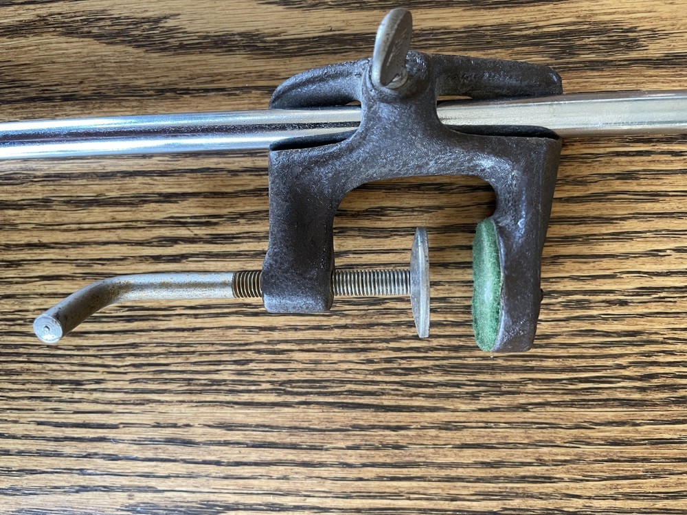 Vintage Herters #9 Fly Tying Vise