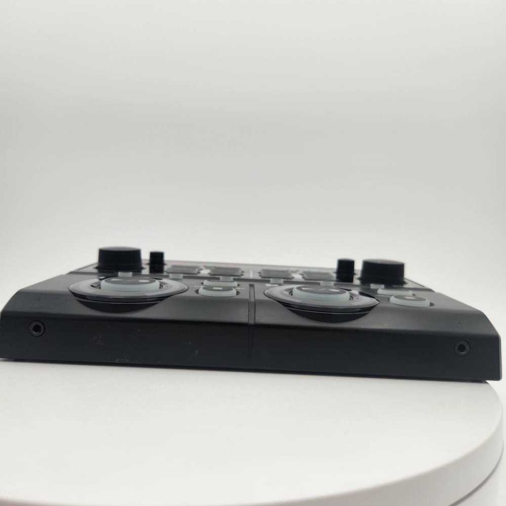 BOSS RC-202 Loop Station Tabletop Multi-Effects Pedal Tested Good Condition