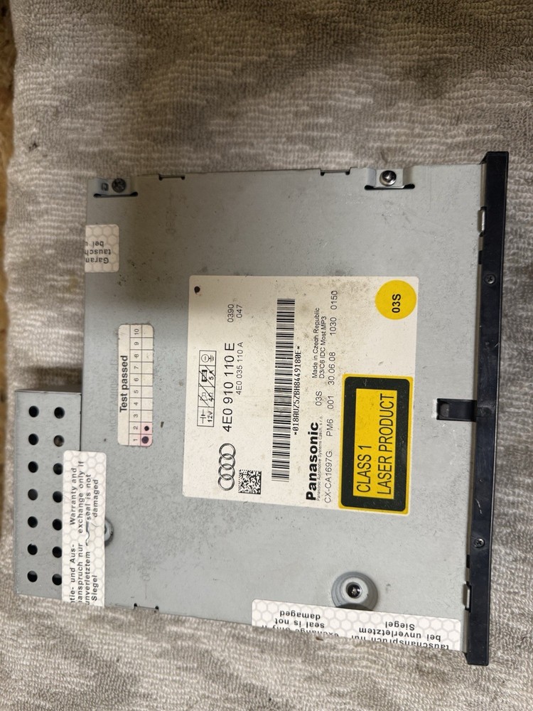 2004-2010 Audi A8 A8L S8 D3 CD Changer 4E0910110E