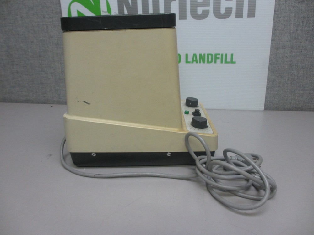 Brinkmann Eppendorf 5415 Centrifuge