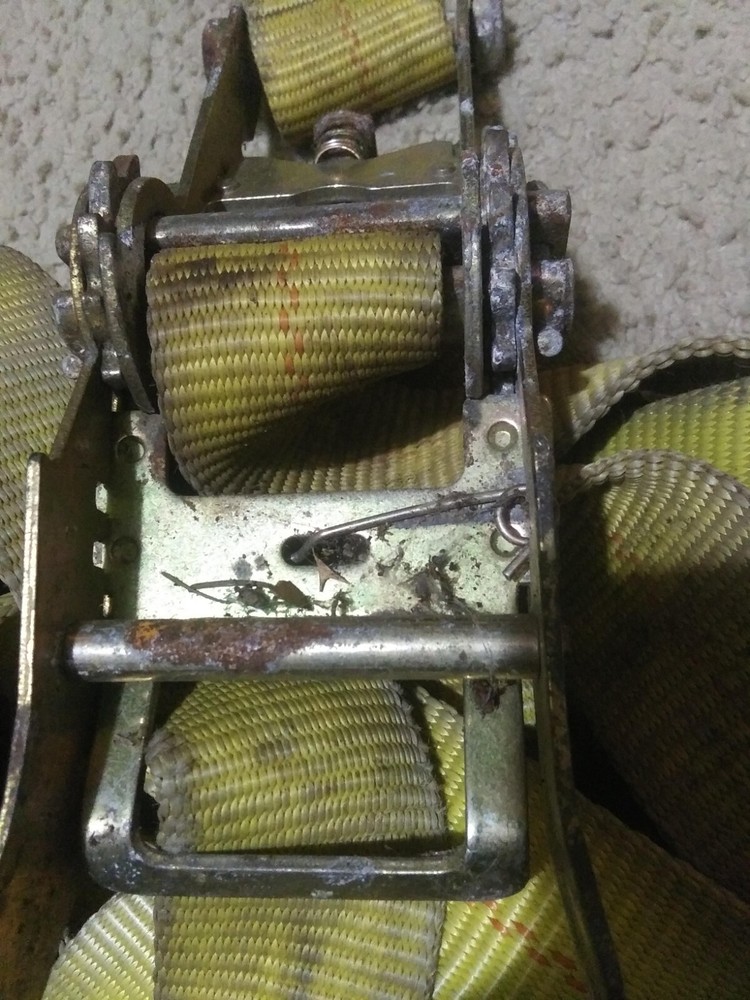 Ratchet Snugger Assembly 3300 lbs Working Load 10000 lbs Normal Strength