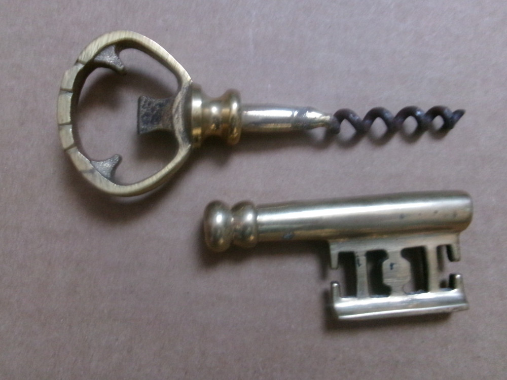 Beautiful Brass Skeleton Key Corkscrew