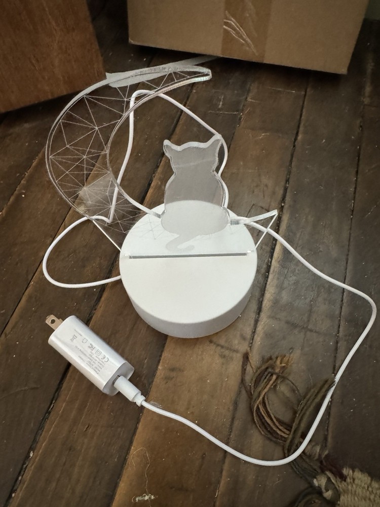 Cat nightlight